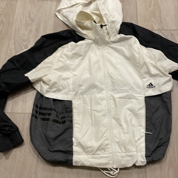 Adidas rain/wind coat - Picture 2 of 4